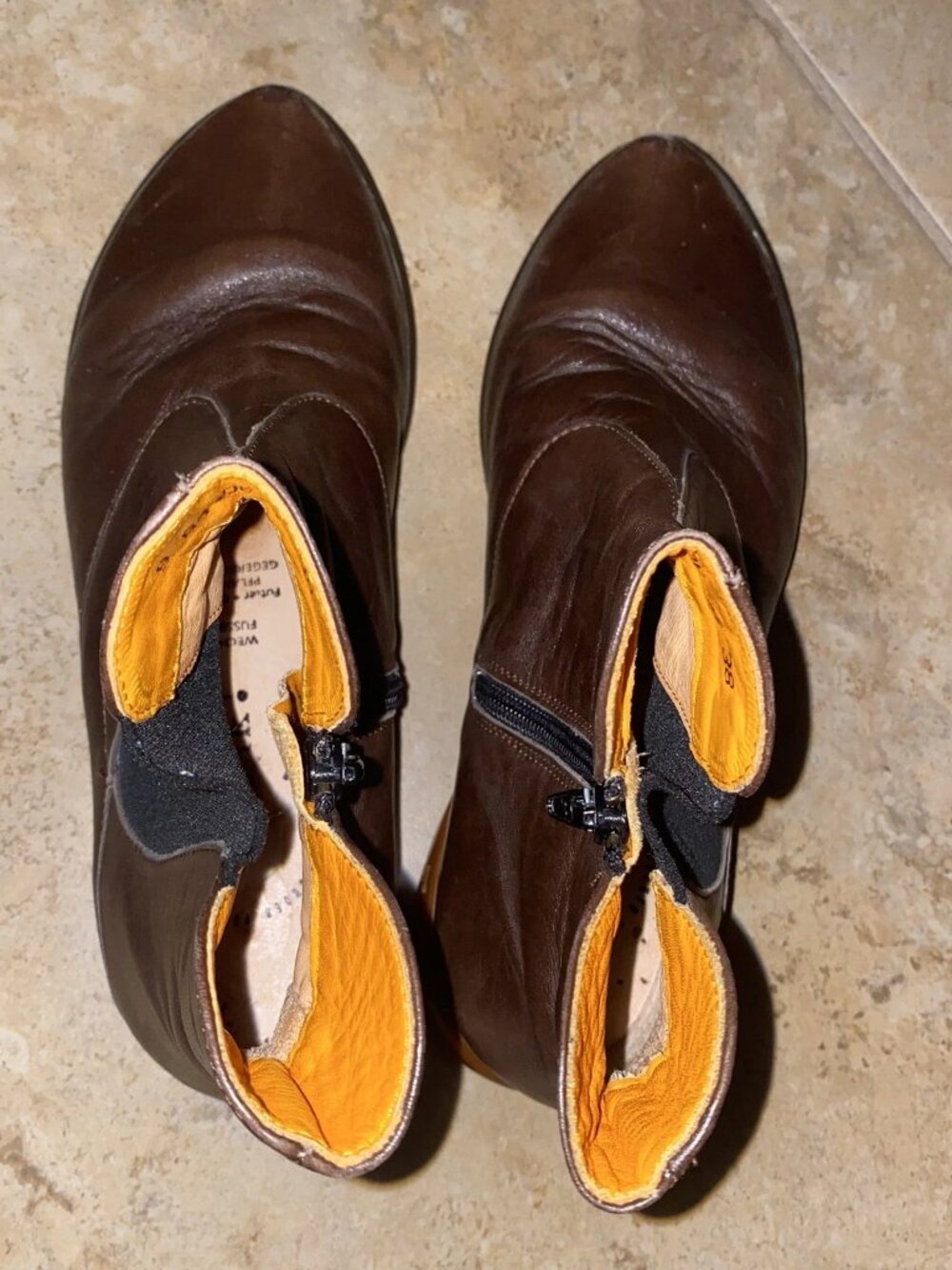 Think! Brown Leather Chelsea Ankle Boots Orange Dot Sz 9 US - Picture 11 of 16